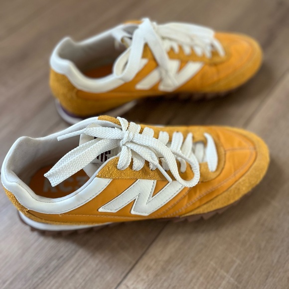 New Balance x Donald Glover RC30 Sneaker - Picture 5 of 9